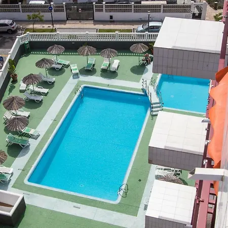 Sea Breeze In Playa De Americas With Parking Apartman
