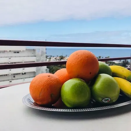 Sea Breeze In Playa De Americas With Parking * Playa de las Américas