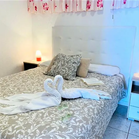 Sea Breeze In Playa De Americas With Parking * Playa de las Américas